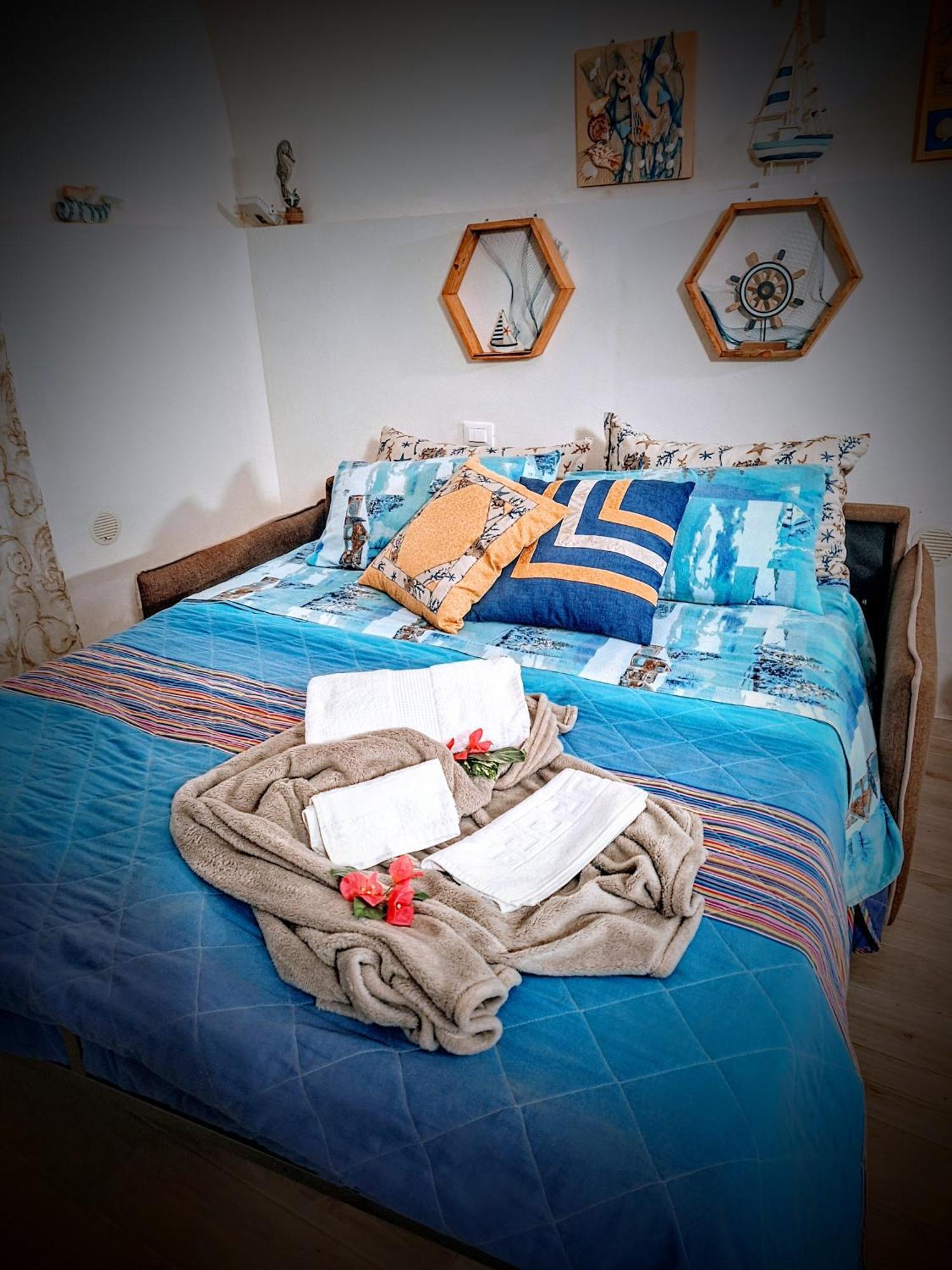 Living Bouganville Apartment Trapani